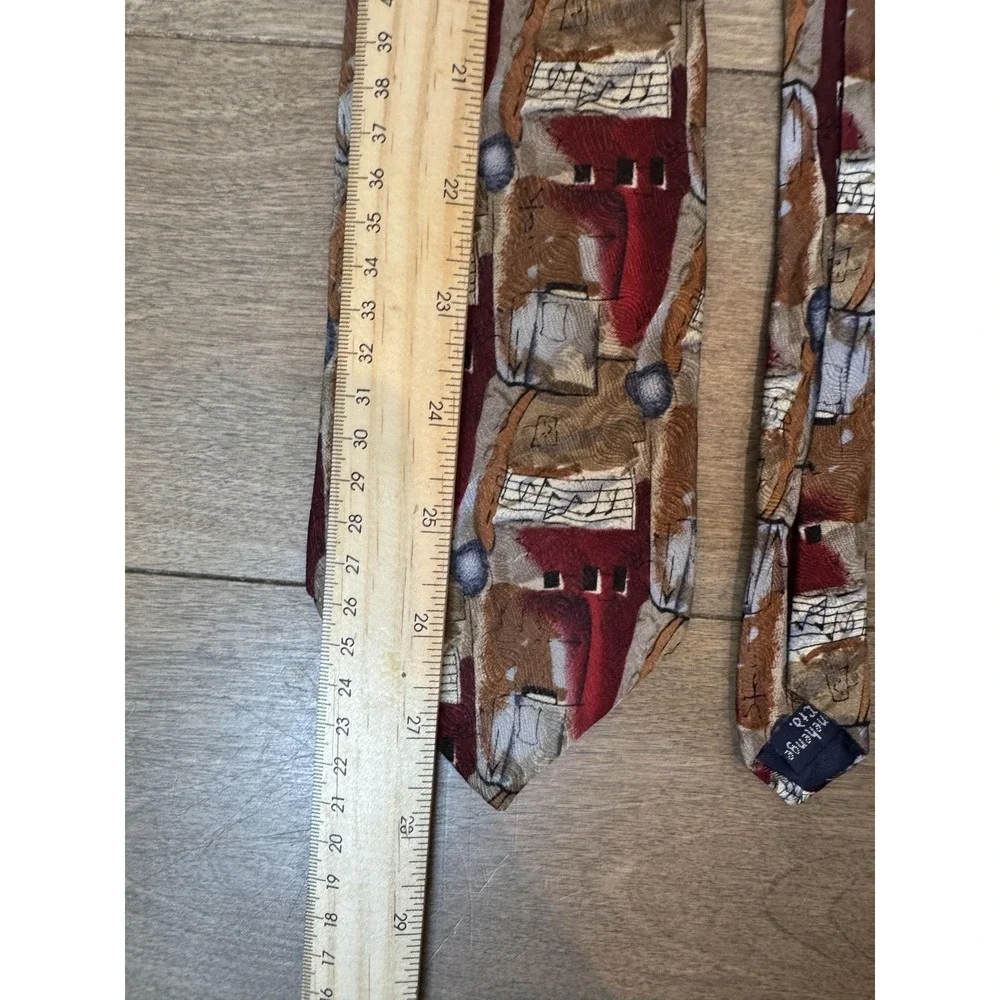 J. Garcia Collector's Edition Tie Necktie Mens Red Brown‎ Abstract Music Notes